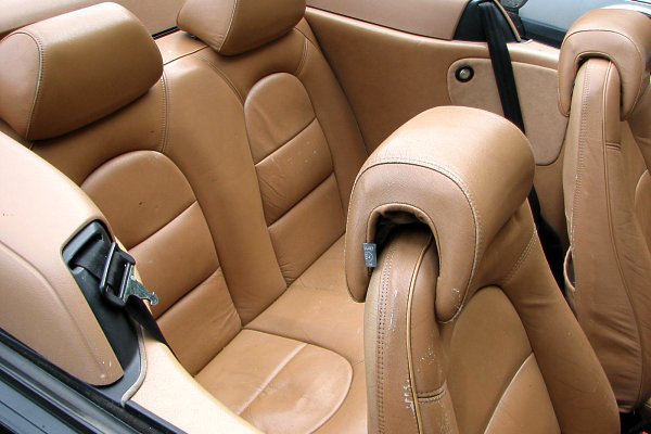 SAAB 900 client
